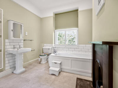 Picture 18